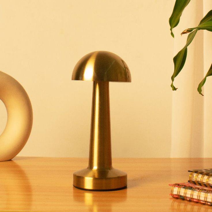 Modern decorative lamp - MM033