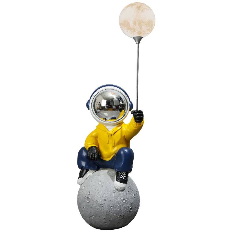 Modern Astronaut Decor - KP003