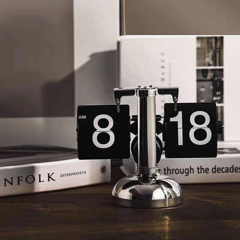 Modern Desk Clock - KP015