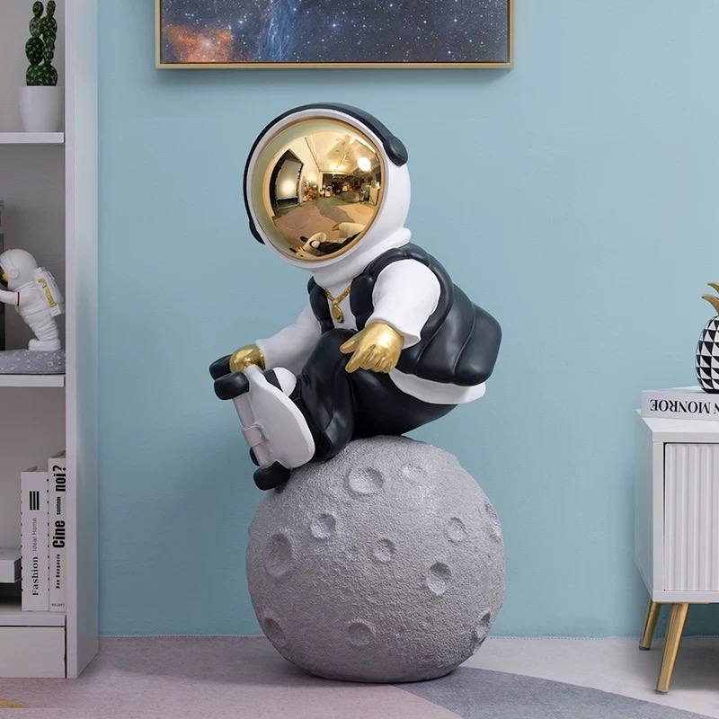 Modern Astronaut Decor - KP004