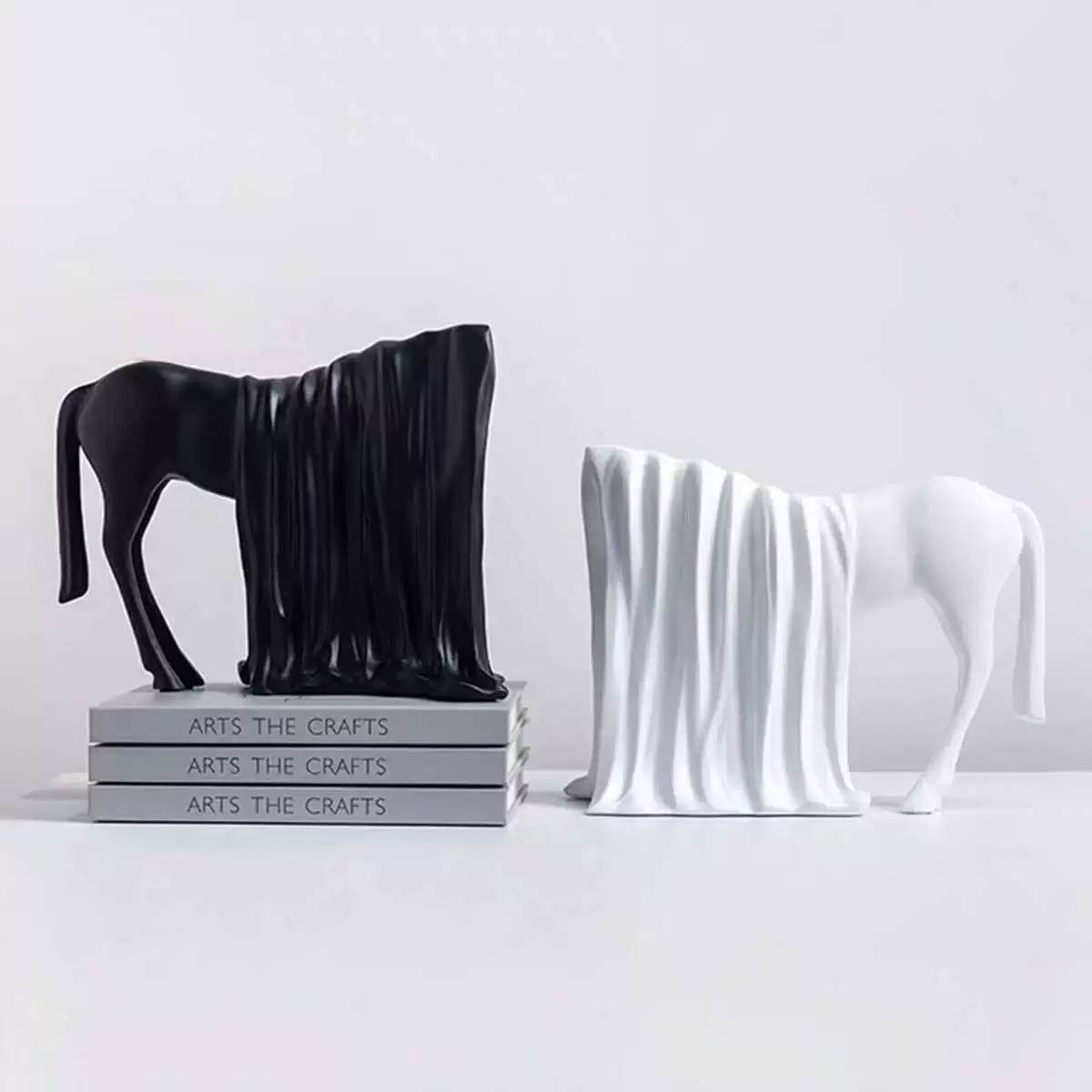 Horse statue decorated