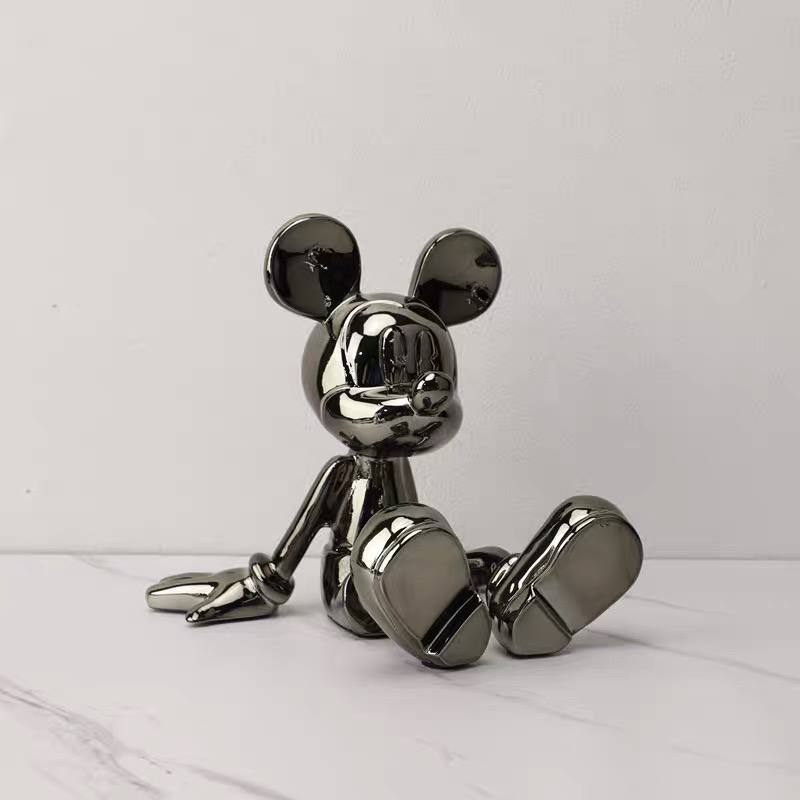 Monochrome Sitting Figurine-GH112