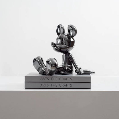Monochrome Sitting Figurine-GH112