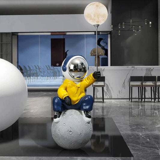 Modern Astronaut Decor - KP003