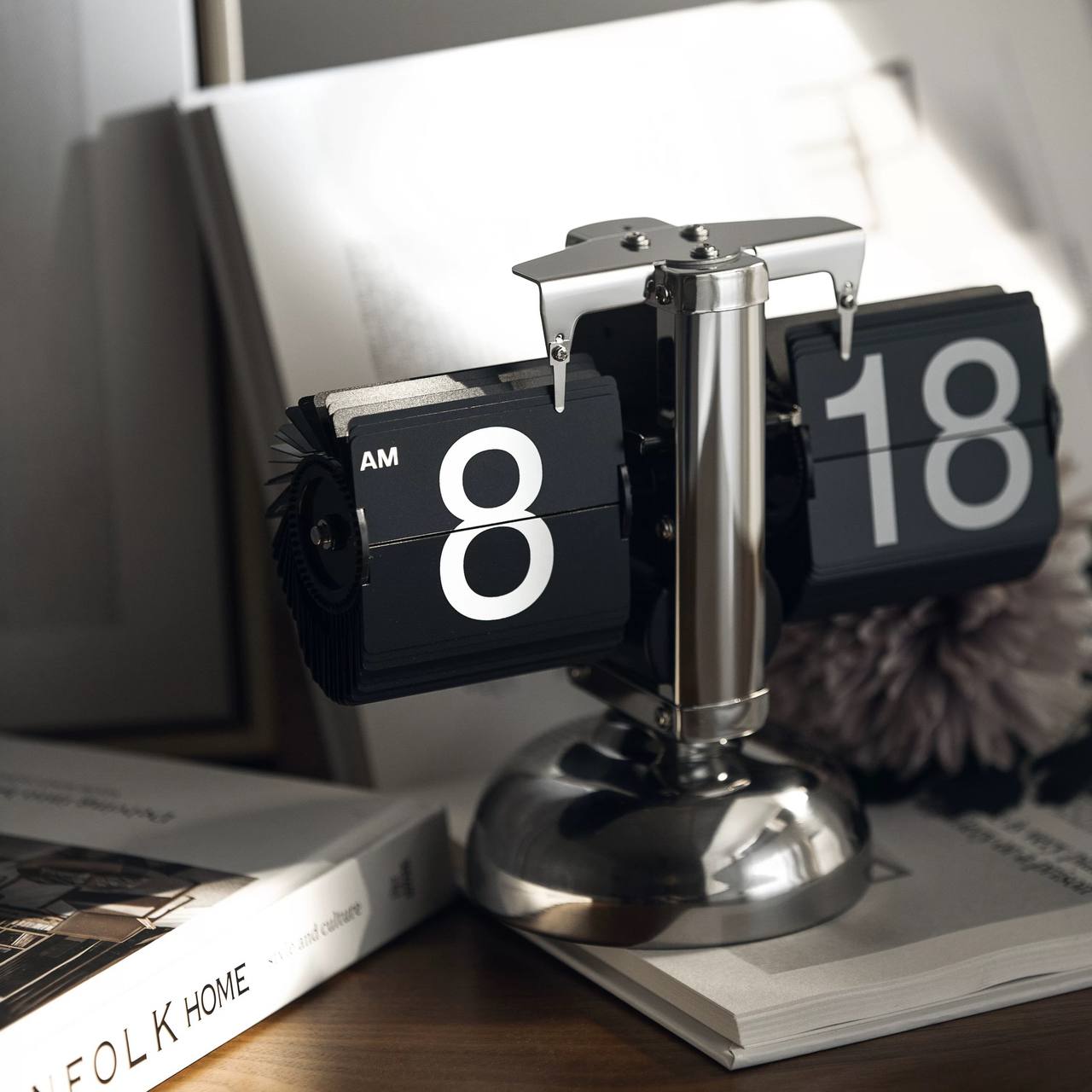 Folding desk clock (silver)