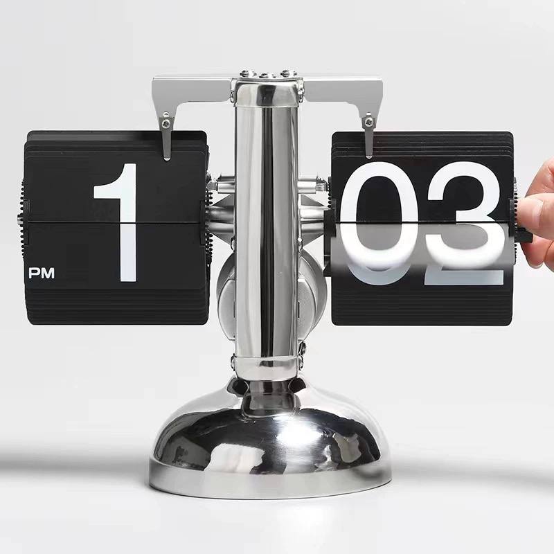 Folding desk clock (silver)